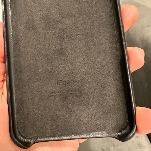 iPhone XS Max Apple Black Leather Case - Picture 8 of 11